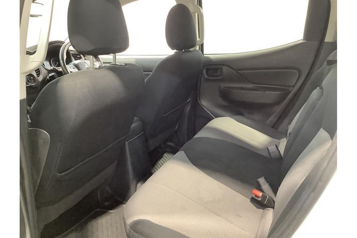 2020 Mitsubishi Triton GLX ADAS MR 4X4