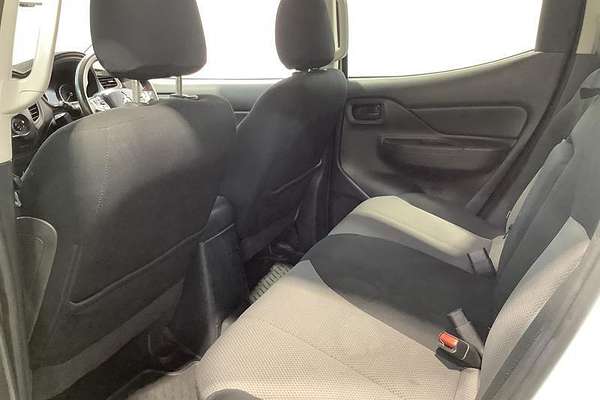 2020 Mitsubishi Triton GLX ADAS MR 4X4