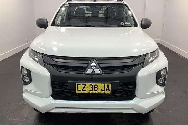 2020 Mitsubishi Triton GLX ADAS MR 4X4