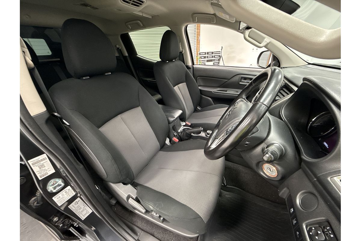 2021 Mitsubishi Triton GLX-R MR 4X4