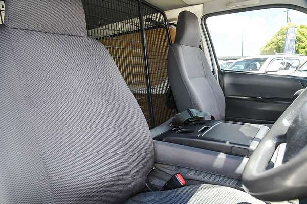 2013 Toyota Hiace KDH201R LWB