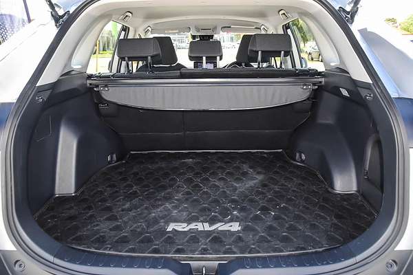 2020 Toyota RAV4 GX AXAH52R