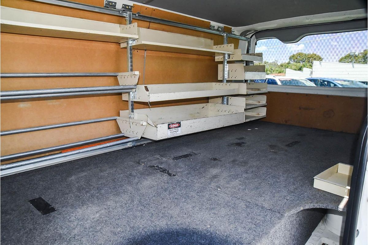 2013 Toyota Hiace KDH201R LWB