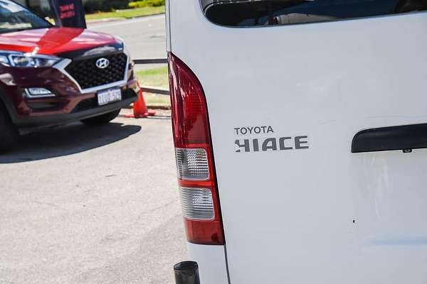2013 Toyota Hiace KDH201R LWB