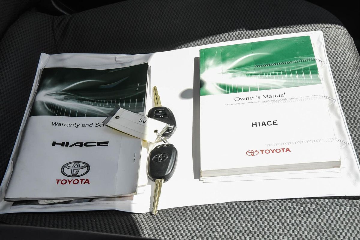 2013 Toyota Hiace KDH201R LWB