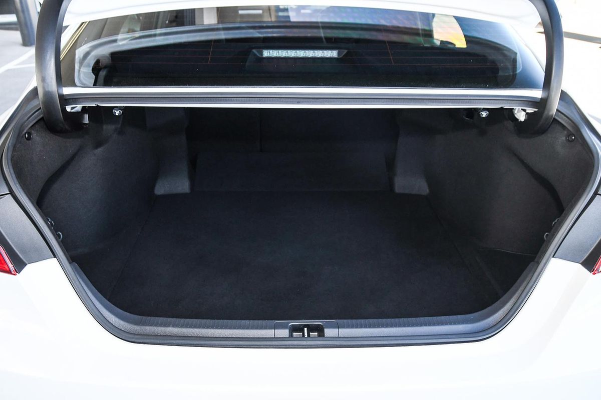 2021 Toyota Camry Ascent Sport AXVH70R