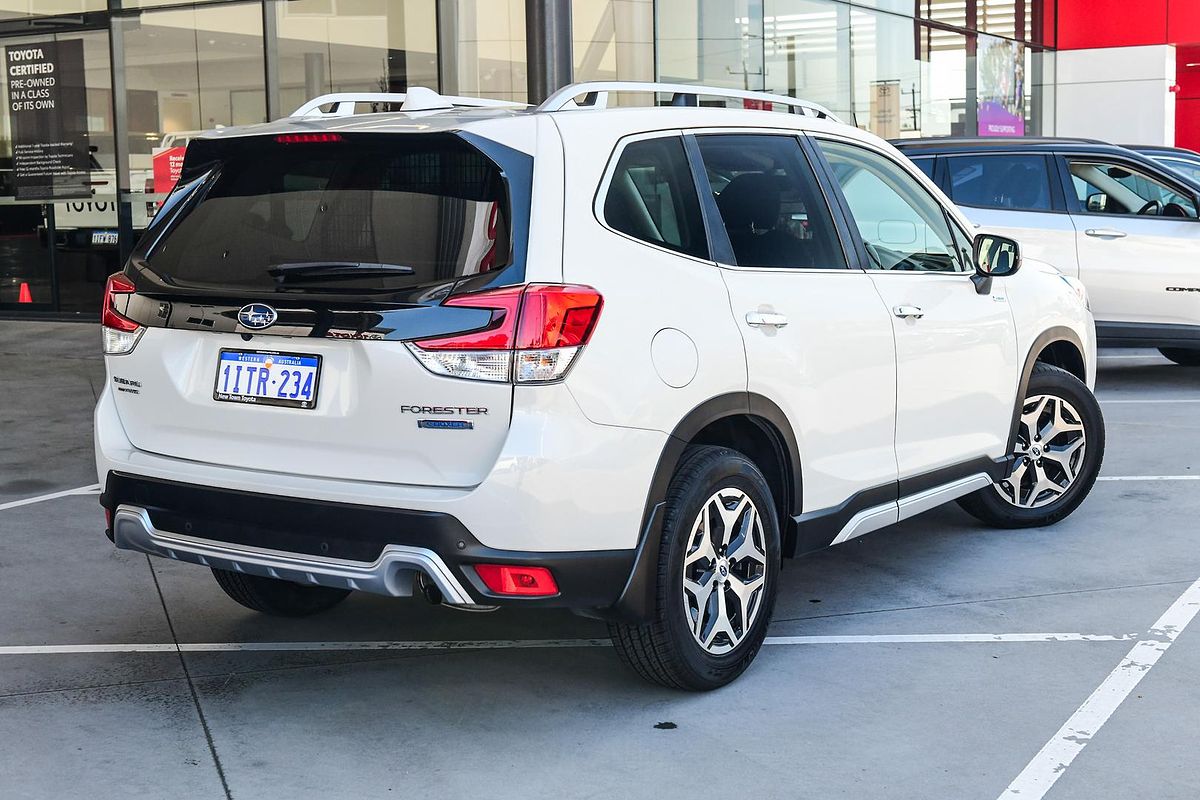 2022 Subaru Forester Hybrid L S5