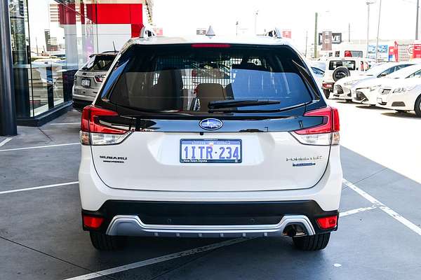 2022 Subaru Forester Hybrid L S5