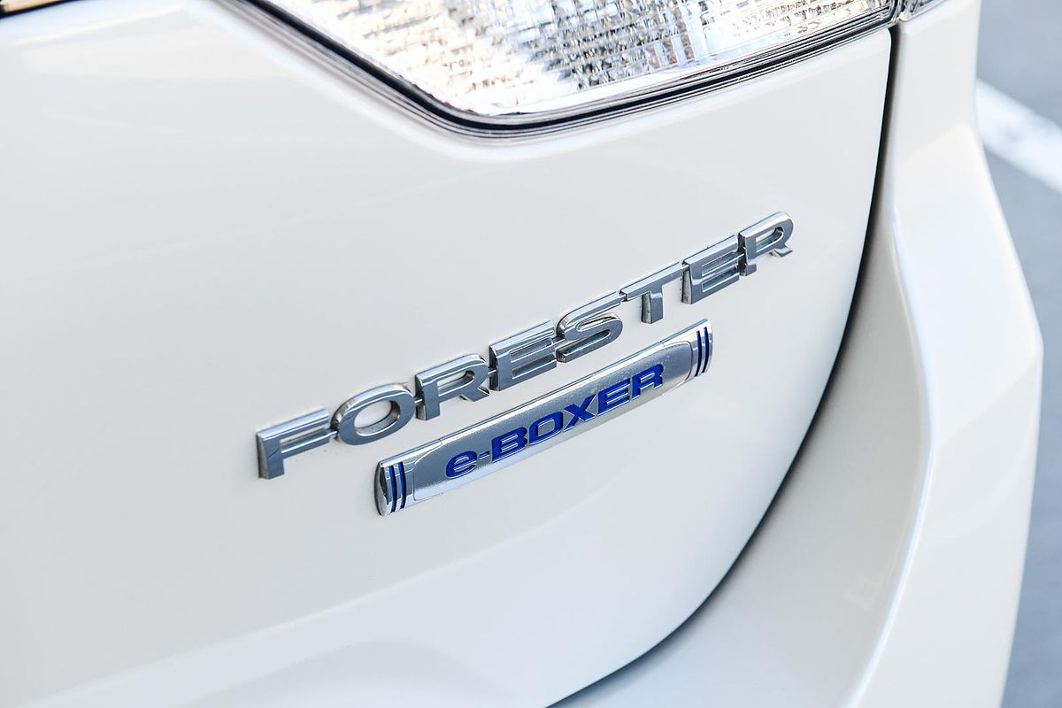 2022 Subaru Forester Hybrid L S5