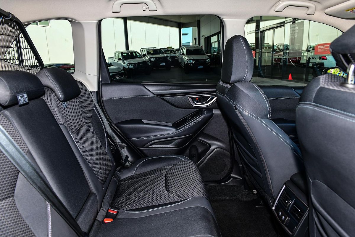 2022 Subaru Forester Hybrid L S5