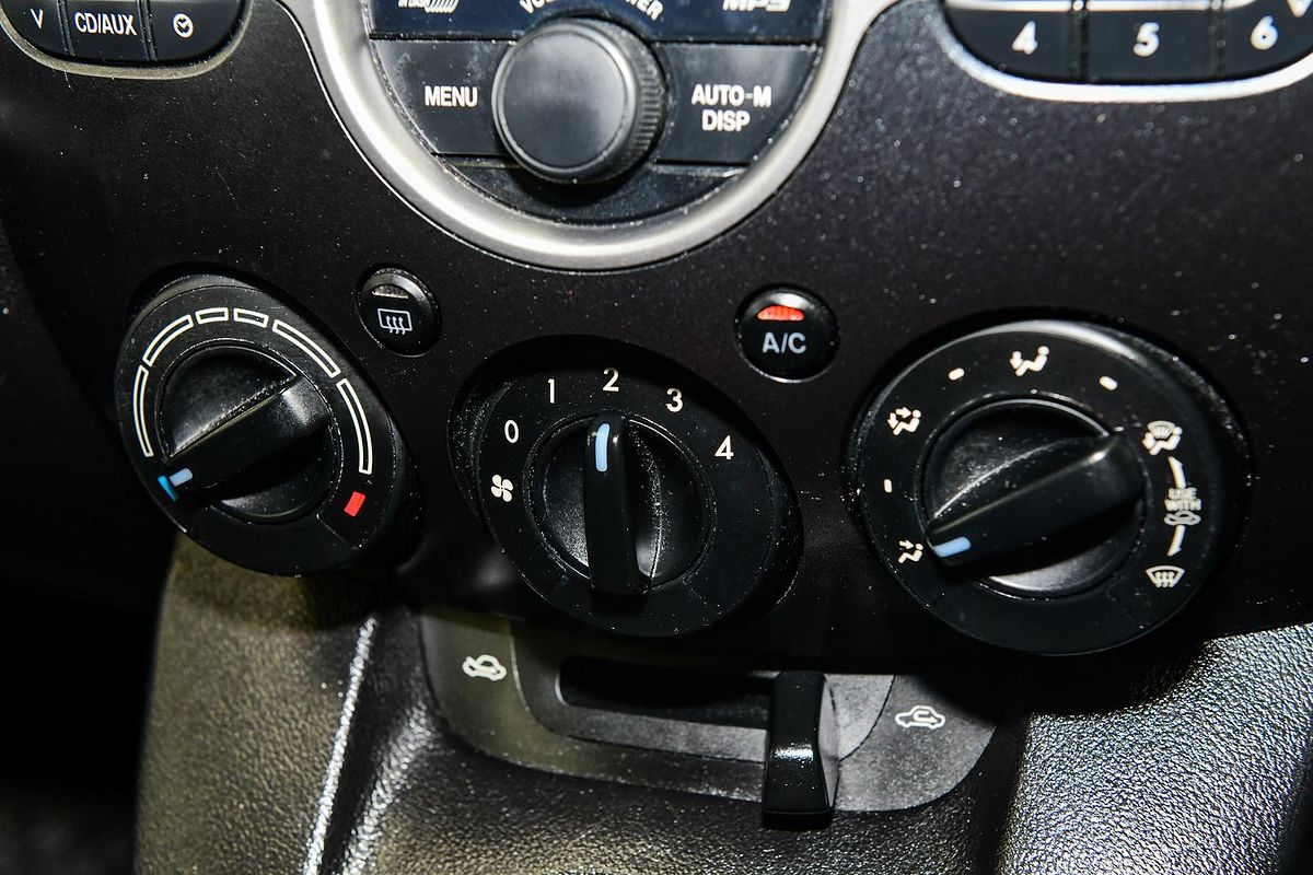 2010 Mazda 2 Maxx DE Series 1