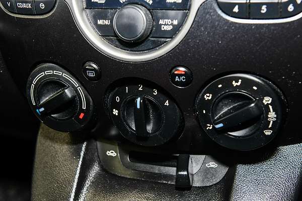 2010 Mazda 2 Maxx DE Series 1