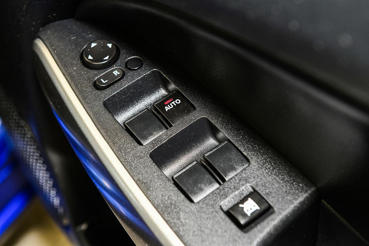 2010 Mazda 2 Maxx DE Series 1