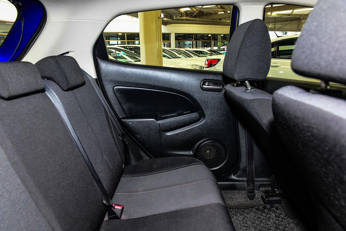 2010 Mazda 2 Maxx DE Series 1