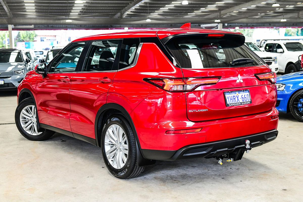 2022 Mitsubishi Outlander ES ZM