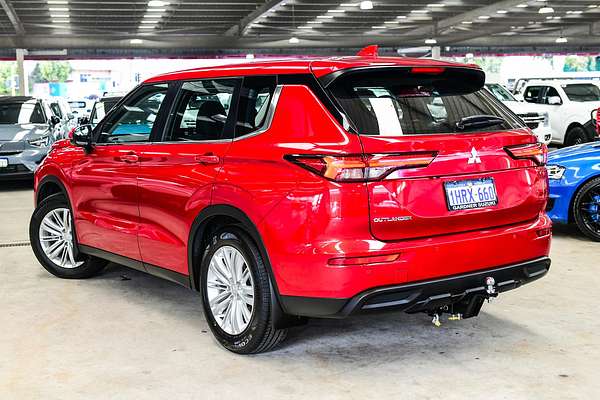 2022 Mitsubishi Outlander ES ZM