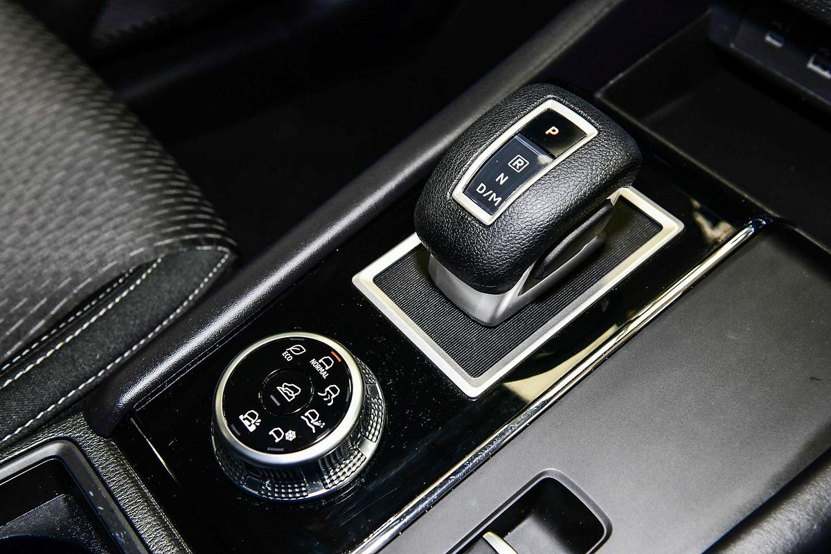 2022 Mitsubishi Outlander ES ZM