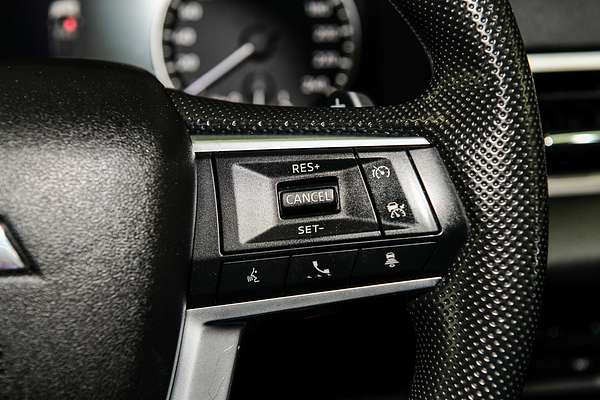 2022 Mitsubishi Outlander ES ZM