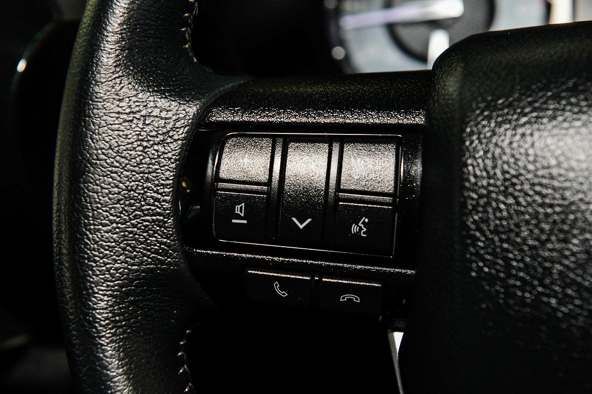 2024 Toyota Hilux SR GUN126R 4X4