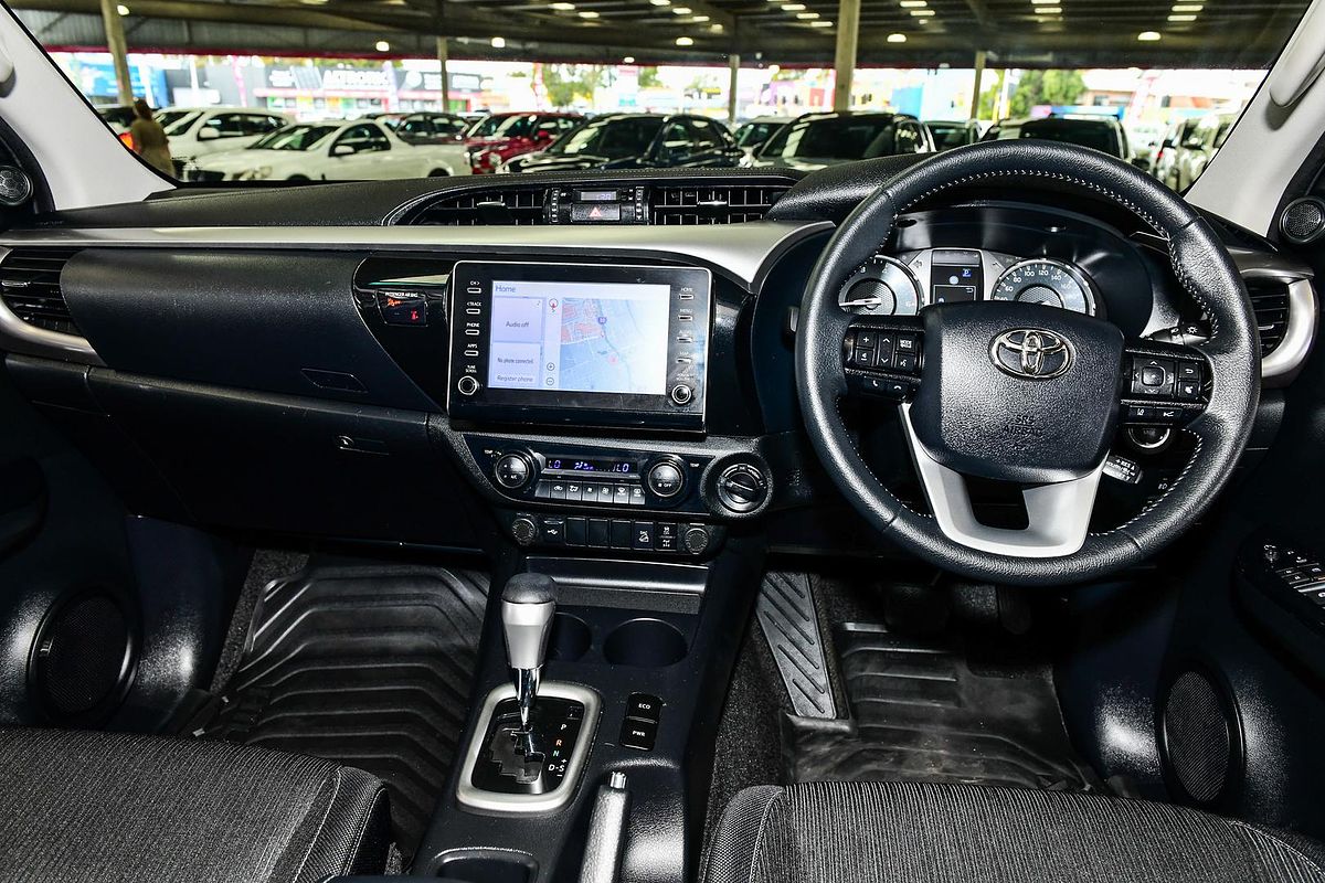 2024 Toyota Hilux SR GUN126R 4X4