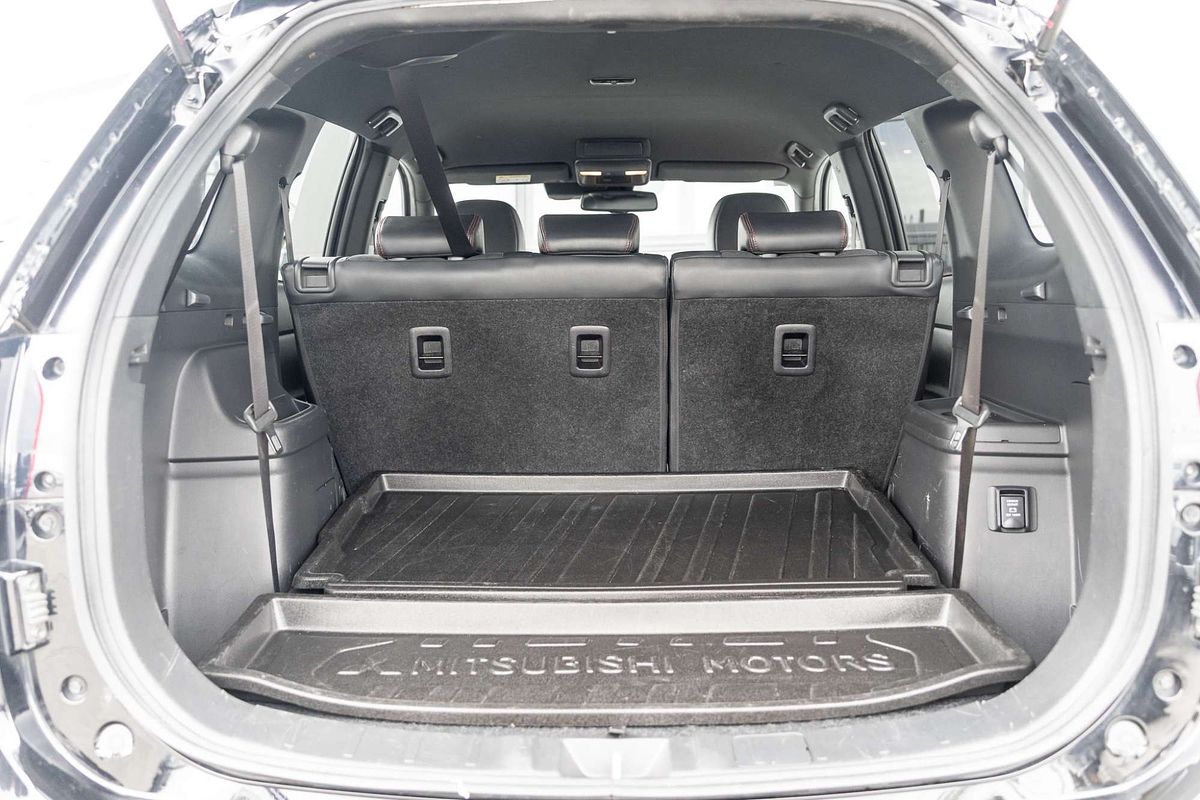 2020 Mitsubishi Outlander Black Edition ZL