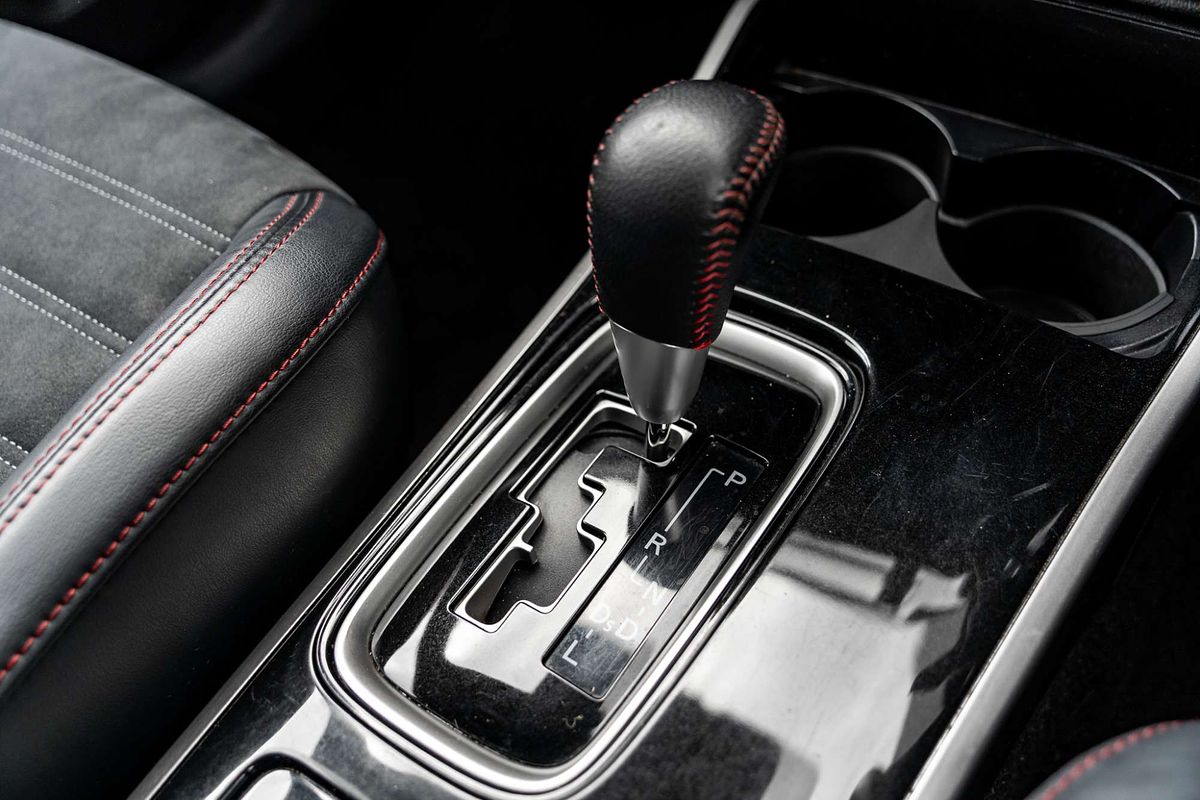 2020 Mitsubishi Outlander Black Edition ZL