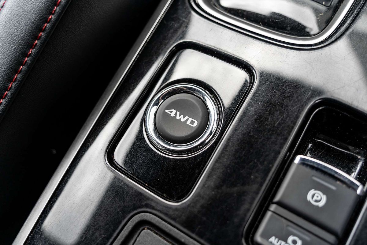 2020 Mitsubishi Outlander Black Edition ZL