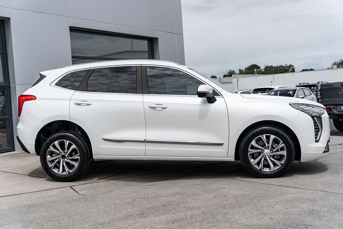 2022 GWM Haval Jolion Lux A01