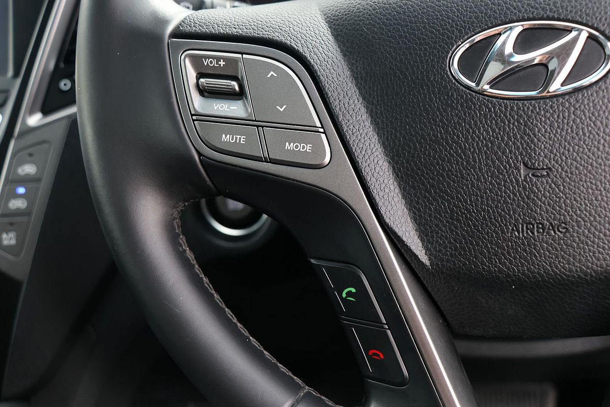 2015 Hyundai Santa Fe Highlander DM2