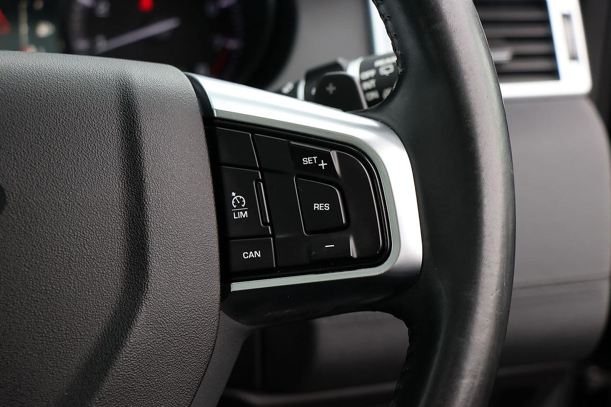 2015 Land Rover Discovery Sport Si4 SE L550