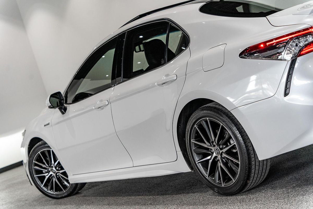 2021 Toyota Camry SL AXVH70R