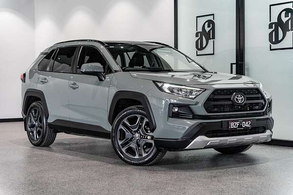 2022 Toyota RAV4 Edge AXAA54R