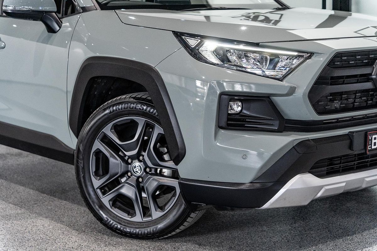 2022 Toyota RAV4 Edge AXAA54R