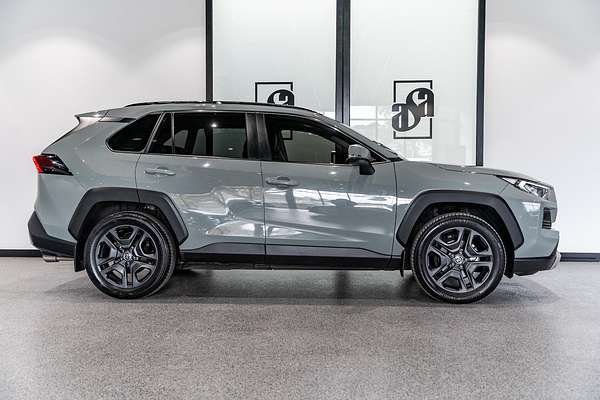 2022 Toyota RAV4 Edge AXAA54R