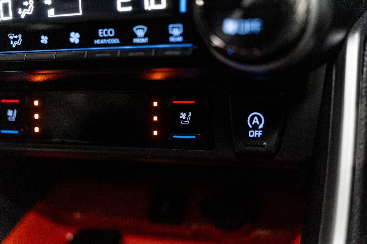 2022 Toyota RAV4 Edge AXAA54R