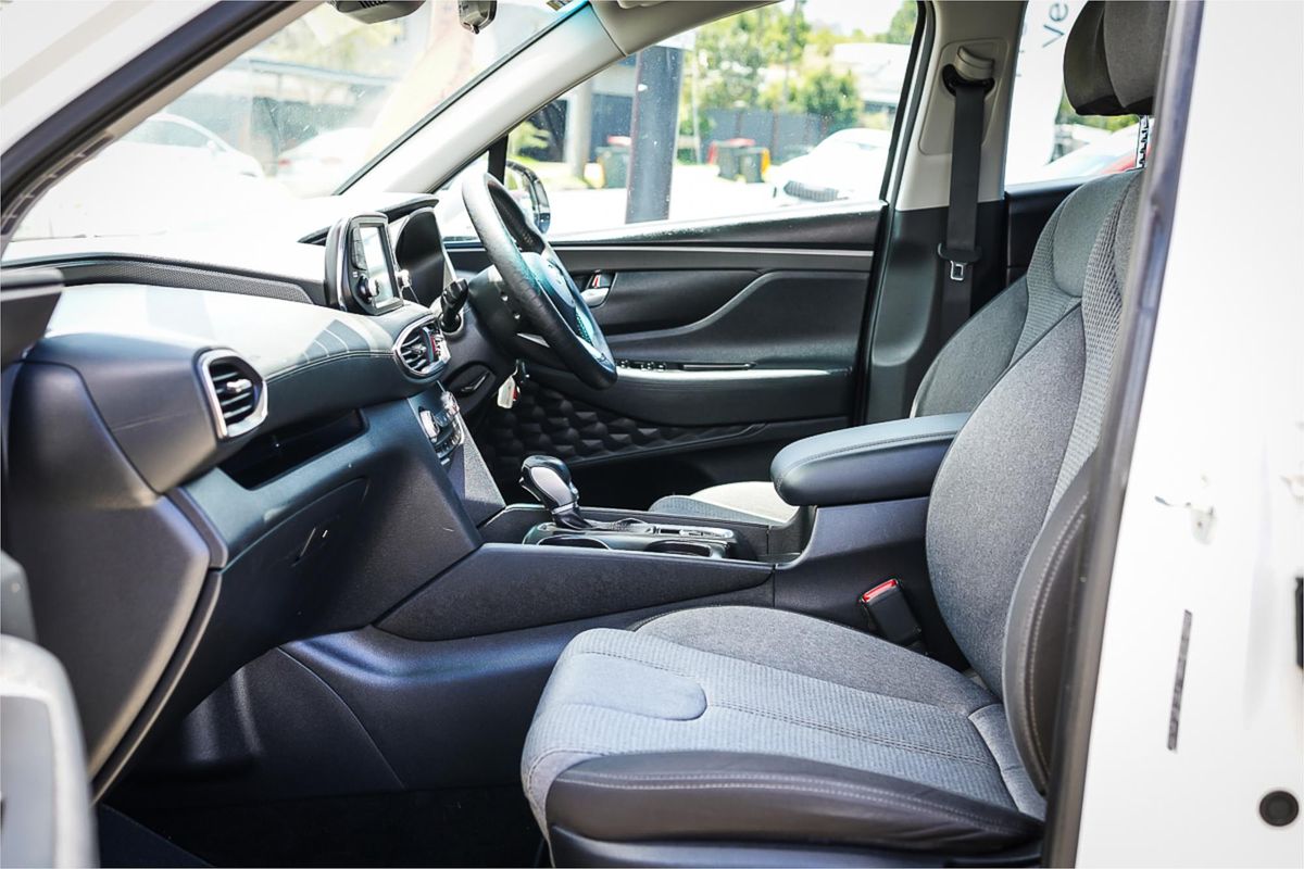 2020 Hyundai Santa Fe Active TM.2