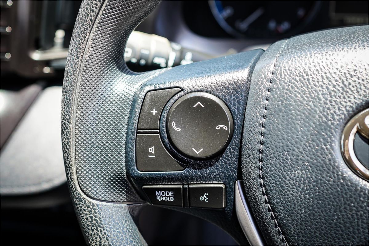 2017 Toyota RAV4 GX ALA49R