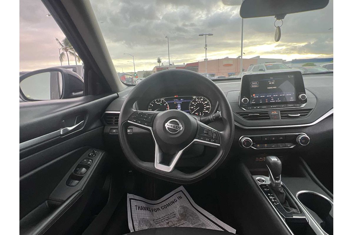 2022 Nissan Altima 2.5 SV