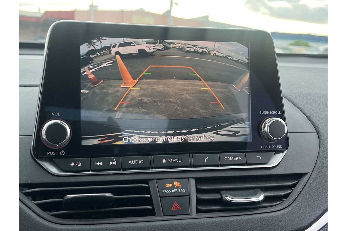 2022 Nissan Altima 2.5 SV