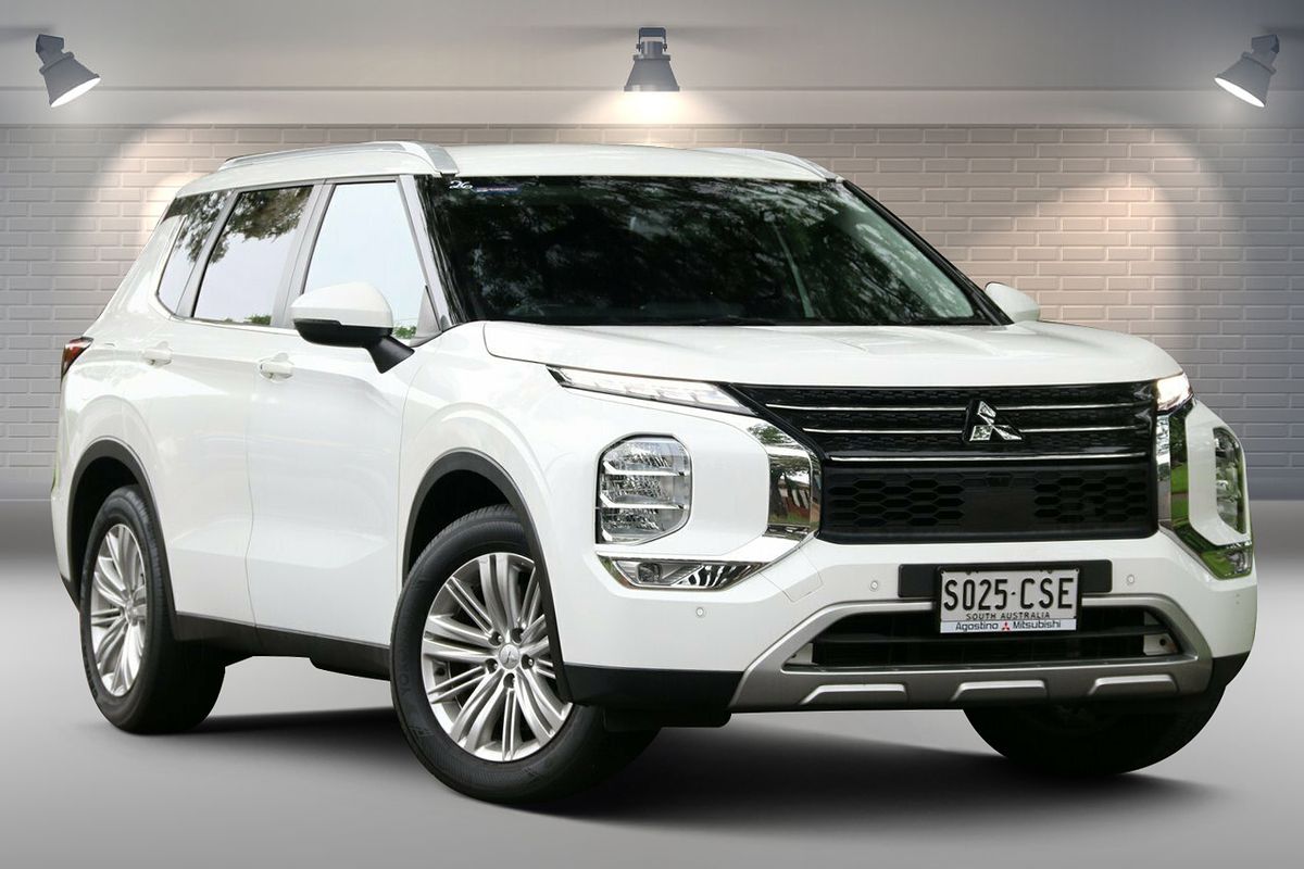 2022 Mitsubishi Outlander LS ZM