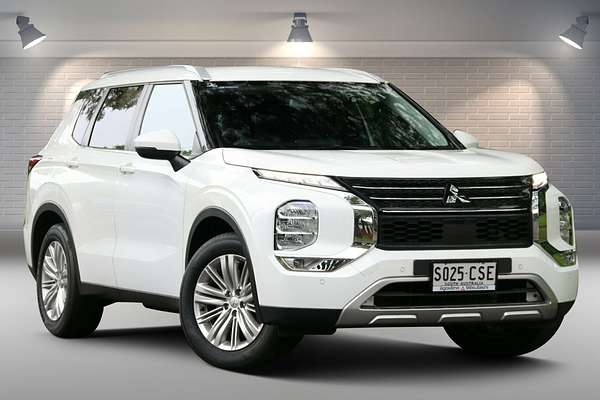 2022 Mitsubishi Outlander LS ZM