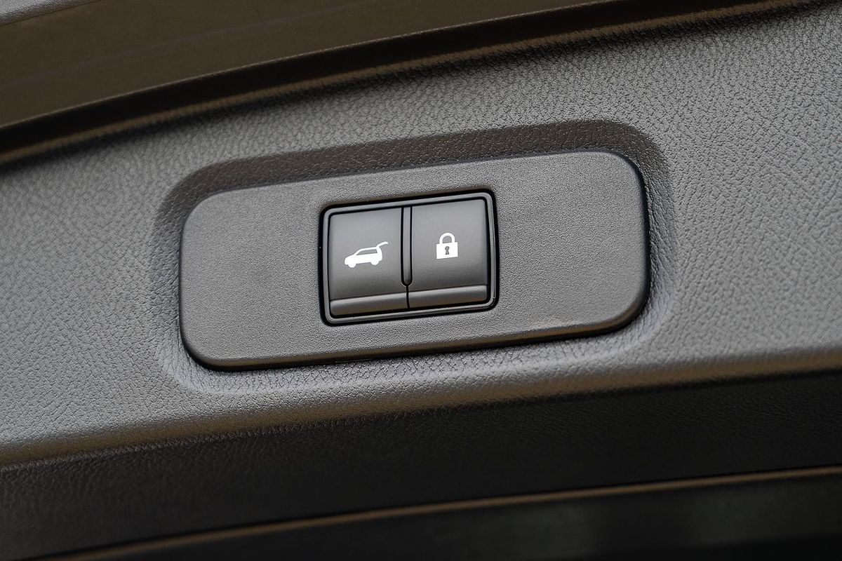 2024 Nissan QASHQAI Ti J12