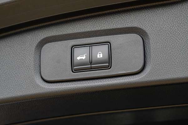 2024 Nissan QASHQAI Ti J12