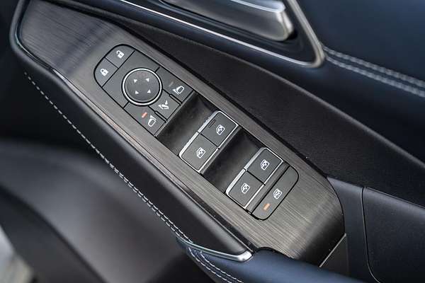 2024 Nissan QASHQAI Ti J12