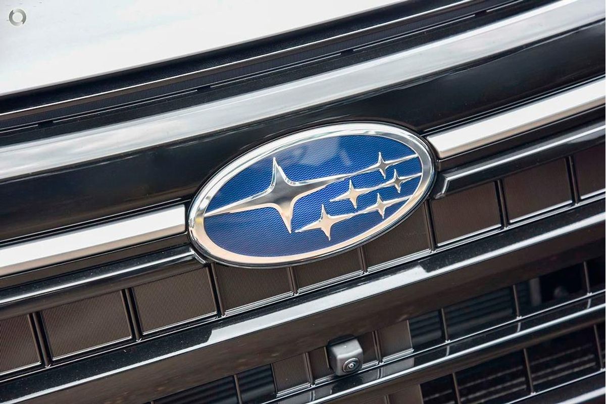 2025 Subaru Forester Hybrid Touring S6