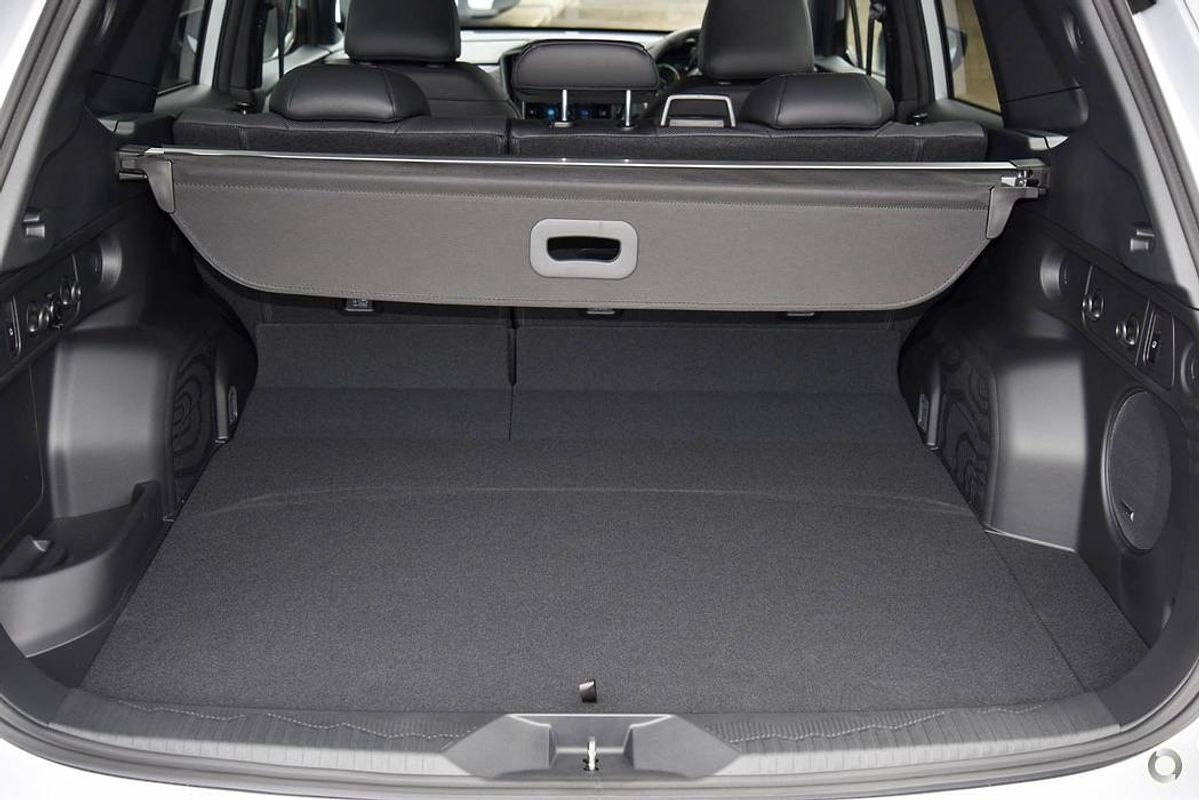 2025 Subaru Forester Hybrid Touring S6