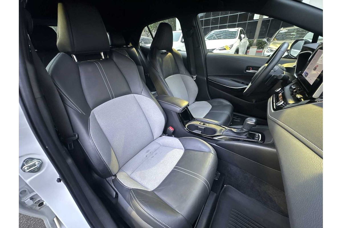 2023 Toyota Corolla XSE