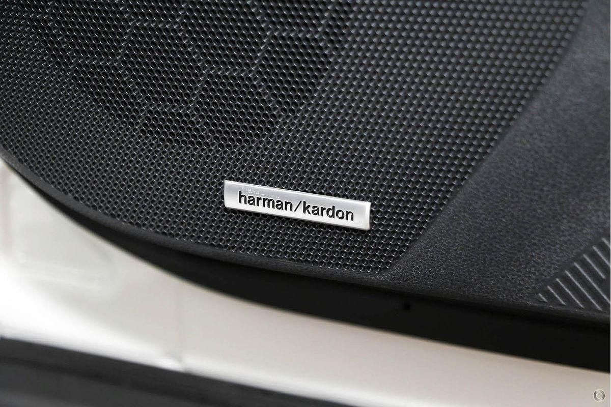 2025 Subaru Forester Hybrid Touring S6