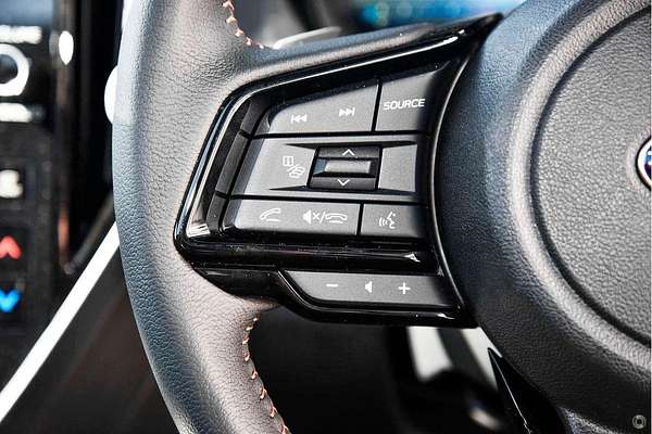 2025 Subaru Forester Hybrid Touring S6