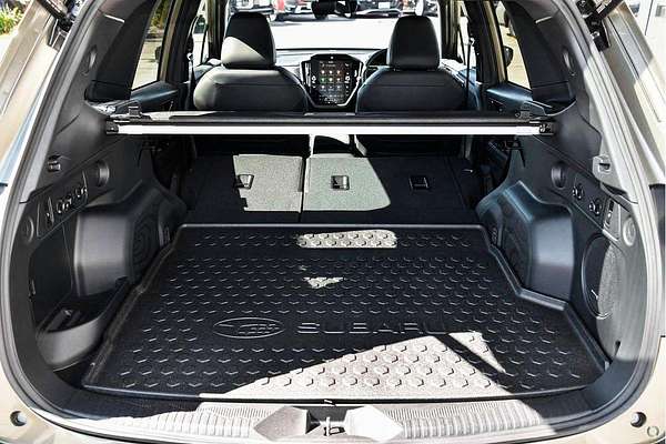 2025 Subaru Forester Hybrid Touring S6